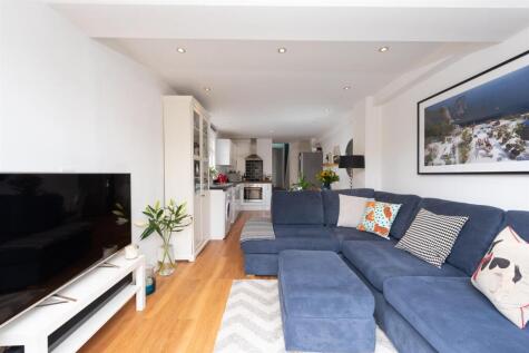 Thurlestone Road, West Norwood, SE27