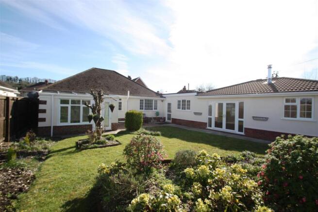 136 Netherhampton Ro