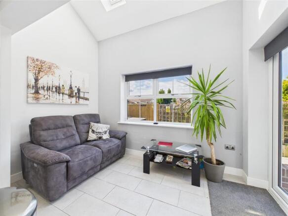 3 bed Detached for sale Image 4