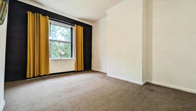 2 bed Terraced for sale Image 8