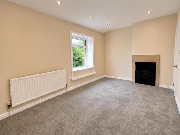 2 bed Terraced for sale Image 6