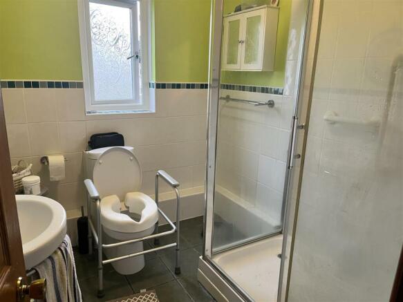 Ensuite