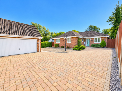Freehold Close, Needham Market, IP6
