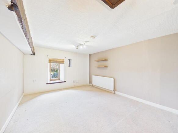 4 bed Barn Conversion for sale Image 11