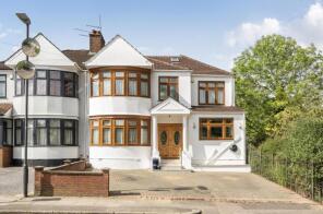 12, St Leonards Avenue, Harrow HA3 8EL