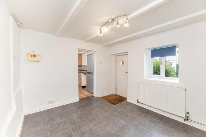 2 bed Terraced for sale Image 9