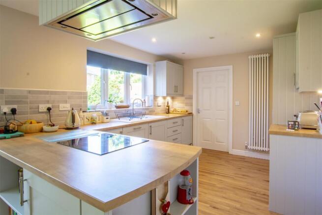 Living/Dining Kitchen