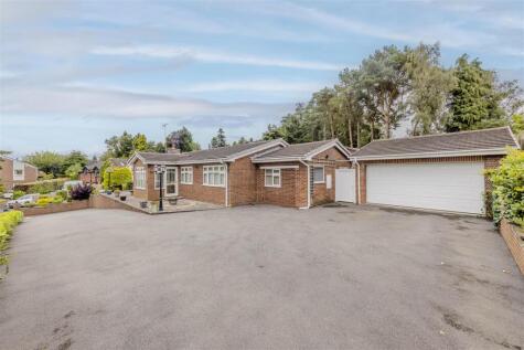 Birchall Close, Leek, Staffordshire, ST13 5RQ