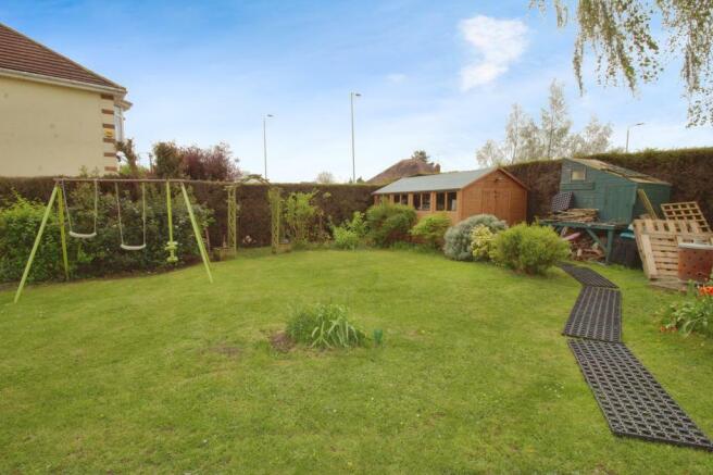 Garden with shed