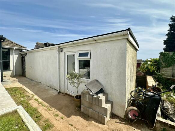 Garage - Utility.jpg