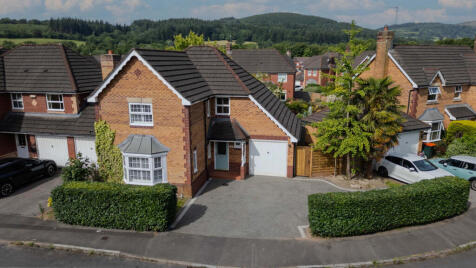 Oak Tree Drive, Newport, NP10