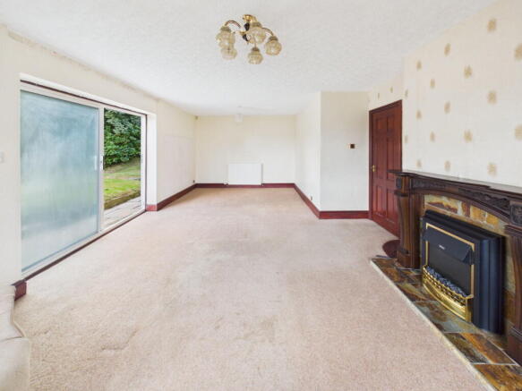 4 bed Detached for sale Image 3