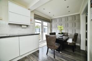 8, Hazelbarrow Drive, Hull HU10 6QY