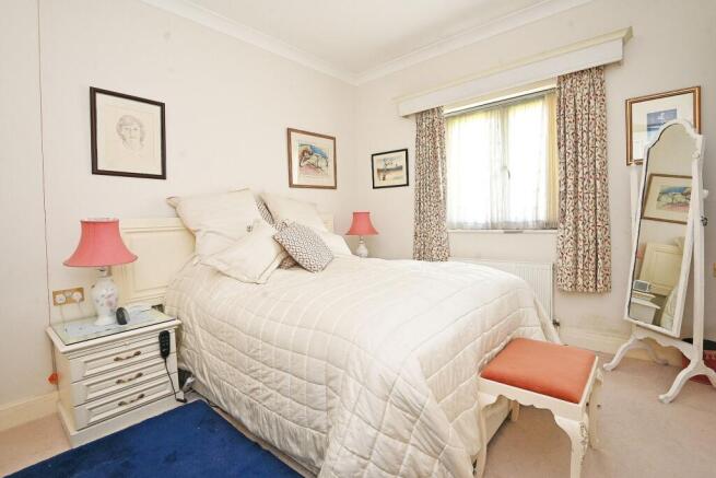 2 bed Detached Bungalow for sale Image 8