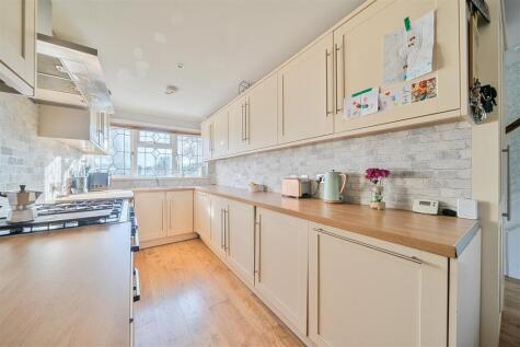 Mabey Close, Alverstoke, Gosport