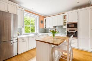 Flat 3, 24, Cardigan Road, Richmond TW10 6BJ