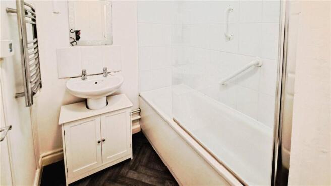 Bathroom/Wc