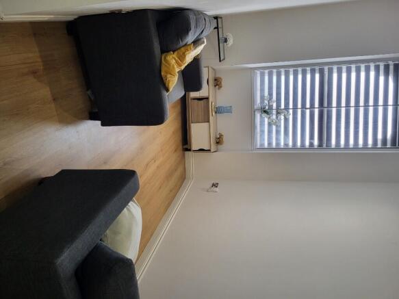 1 bed Apartment to rent Image 5