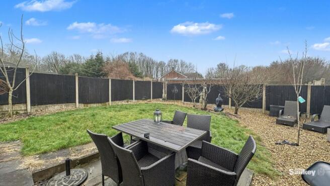 Booth Avenue, Pleasley, NG19 photo 4