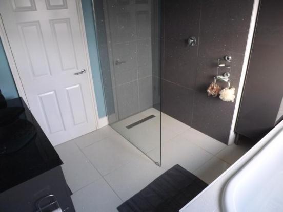 1st Floor Bathroom