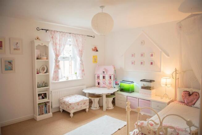 Bedroom2.jpg