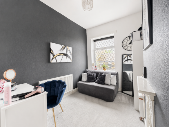 2 bed Terraced for sale Image 8