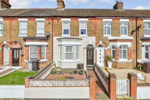 6, Heathfield Avenue, Dover CT16 2NX