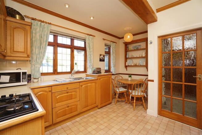 DINING KITCHEN