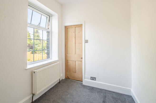 2 bed Terraced for sale Image 8