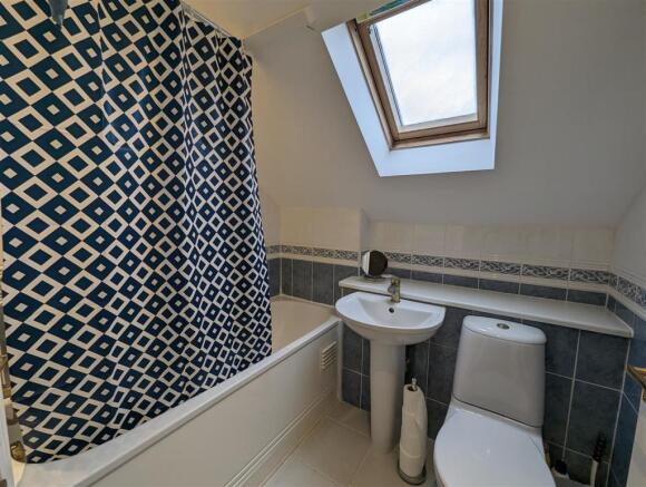 Bathroom.jpg