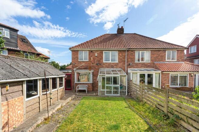 3 bed Semi-Detached for sale Image 11