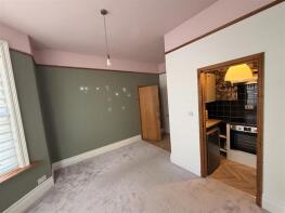 14, Atherley Road, Southampton SO15 5DQ