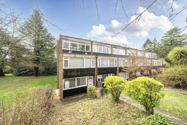 1430035-2-69b8006...