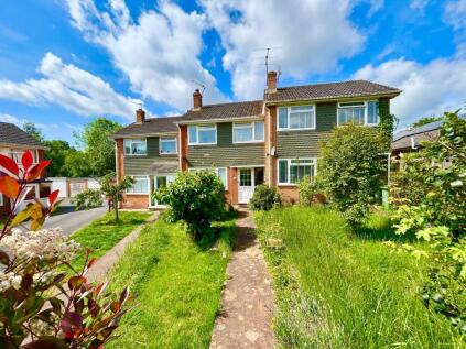 Harrington Gardens, Pinhoe, Exeter EX4 8PJ