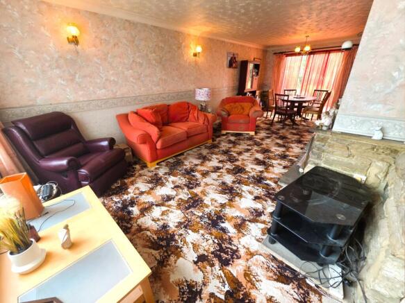 4 bed Semi-Detached for sale Image 10