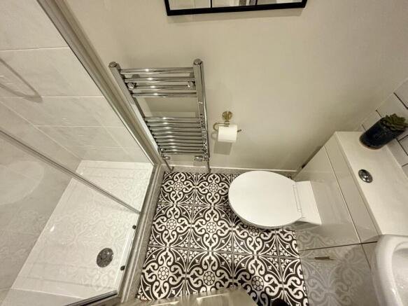 3 bed Semi-Detached for sale Image 12