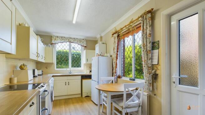 Kitchen/Breakfast Room