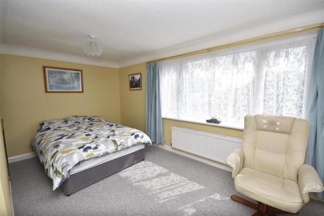 bed 5.JPG