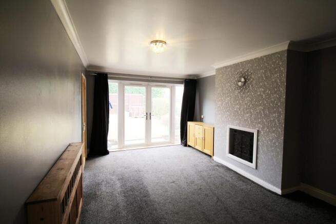 3 bed Semi-Detached to rent Image 7