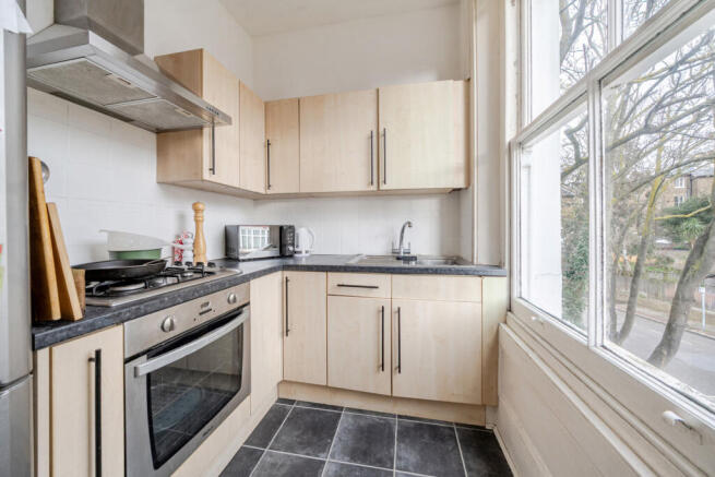 1435765-4-69ce2e4...