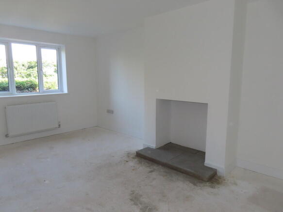 4 bed Detached for sale Image 6