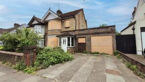 97, Montrose Avenue, Luton LU3 1HP