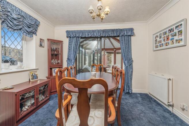 3 bed Detached for sale Image 7