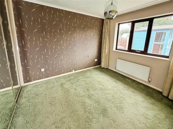 2 bed Bungalow for sale Image 9