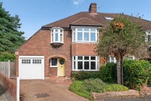 36, Eastmont Road, Esher KT10 9AZ
