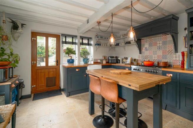 Kitchen.jpg