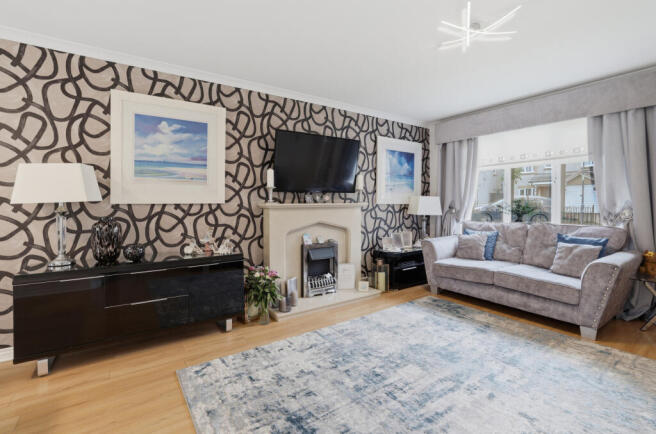 Thorntree Drive, Coatbridge, North Lanarkshire photo 4