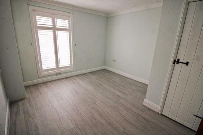 Bedroom 1(2)