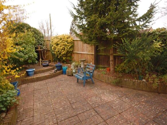 GARDEN 1