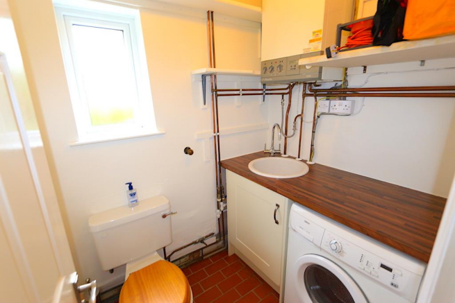 Utility Room / WC